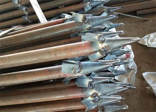 镶黄管棚钢花管